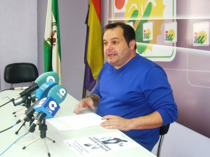El portavoz de IULV-CA en la Diputación Provincial de Huelva, Rafael Sánchez.