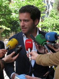 Borja Sémper cree que plataformas antidesahucios "se están equivocando" al utilizar el "acoso a políticos o a quien sea"