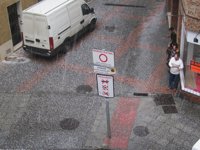 Una fuerte granizada de unos pocos minutos se mezcla con la lluvia en Mérida (Badajoz)