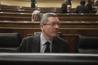 Gallardón advierte que el "escrache" atenta contra los valores democráticos al someter a presión a diputados