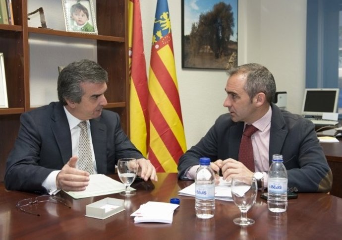 Reunión entre la Diputación de Castellón y Bankia