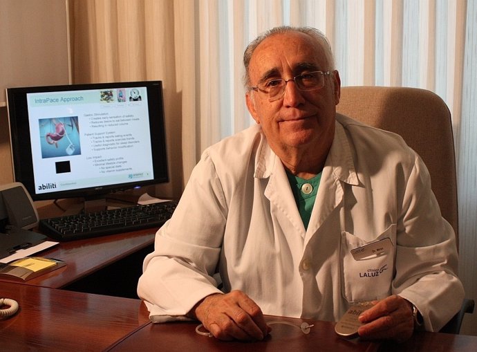 Doctor Manuel Miras, Unidad de Cirugía Laparoscópica de la Clínica La Luz