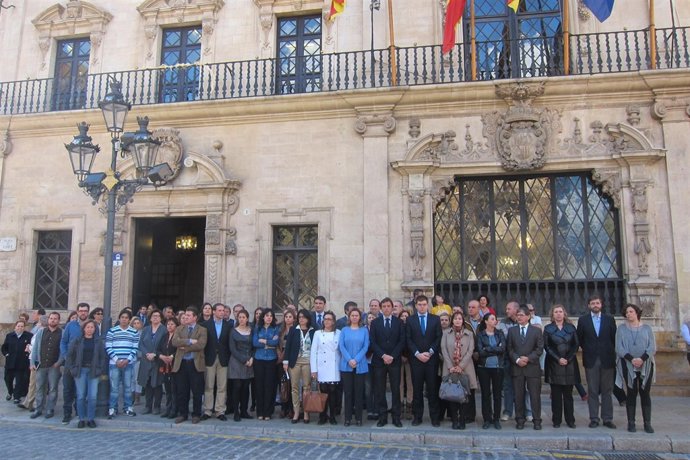 Concentraciçon en memoria de la mujer asesinada en Palma