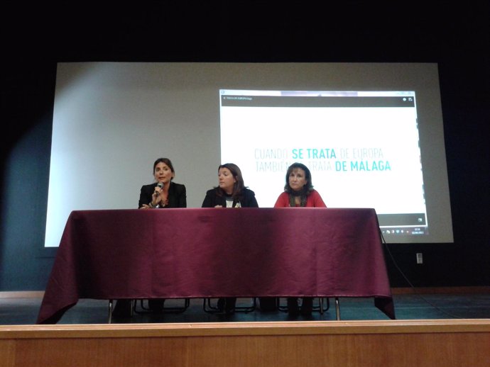 Las diputadas provinciales Ana Mata y Pilar Conde