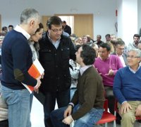 El PSOE extremeño entiende que la reforma de los ayuntamientos significará un "perjuicio" para la calidad de vida