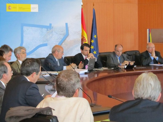 Comisión desembalse