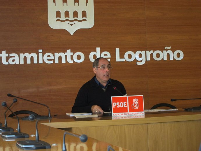 El concejal del PSOE, Domingo Dorado