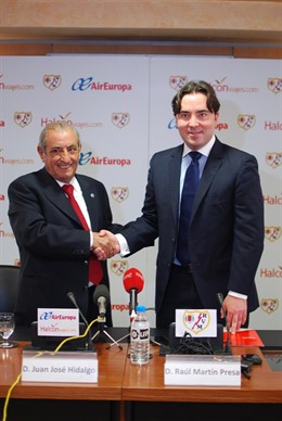 Raúl Martín Presa con José Hidalgo