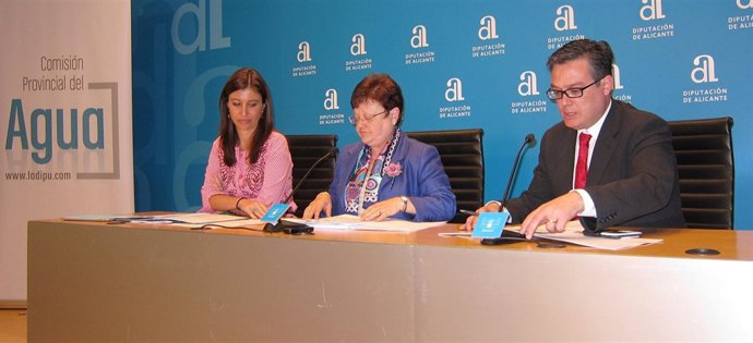Mónica Lorente, Luisa Pastor (centro) y José Alberto Comos