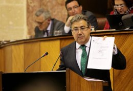 Zoido, en su intervención en el debate parlamentario sobre los ERE