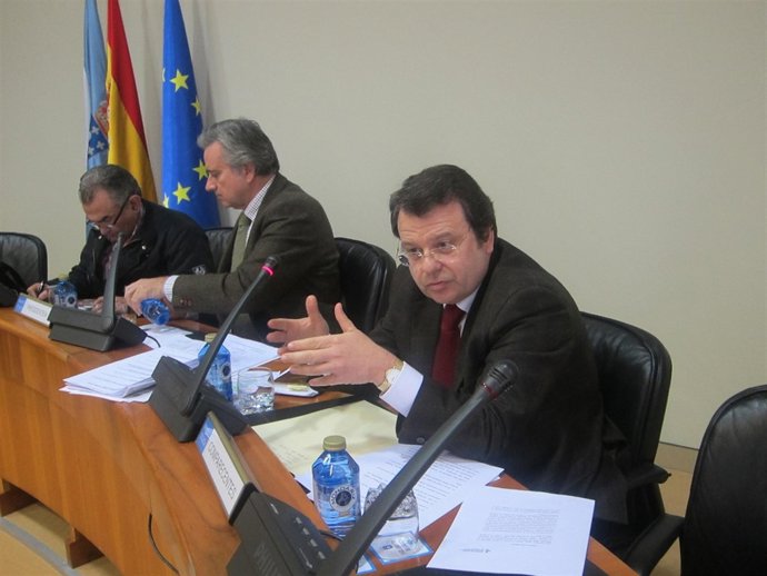 Ángel Bernardo Tahoces en comisión