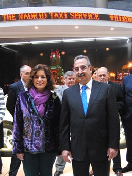 Ana Botella con los taxistas