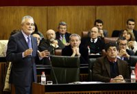 Griñán destaca el papel de CCOO y UGT "en un momento crítico" de la crisis ante la "guerra despiadada" contra sindicatos