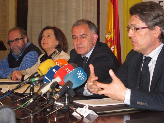Rueda de prensa en la Subdelegación del Gobierno en Granada
