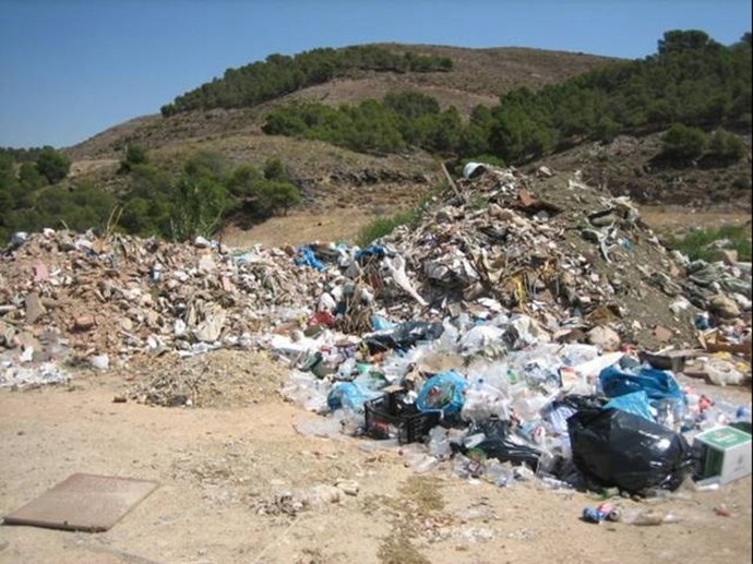 Punto vertido escombrera