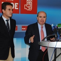 Zarrías con Escobar en la rueda de prensa en Melilla de este jueves