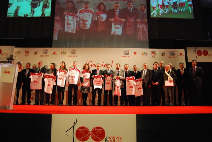 Presentación actos 100 anifersario federación de fútbol de Madrid