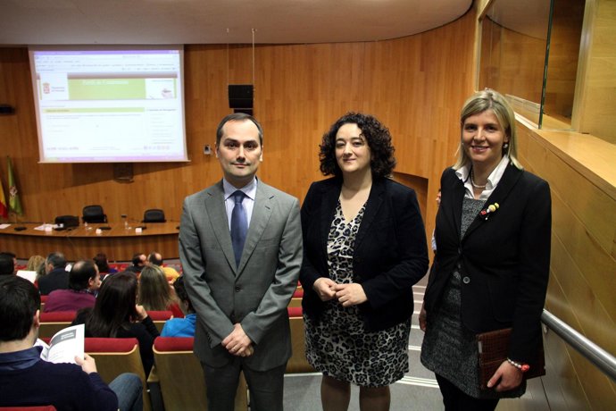 Diputación informa sobre el perfil del contratante en un seminario