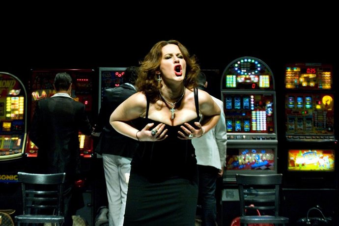 La obra 'El café' en el Teatro Central