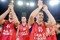 El Caja Laboral, con pasaporte para cuartos