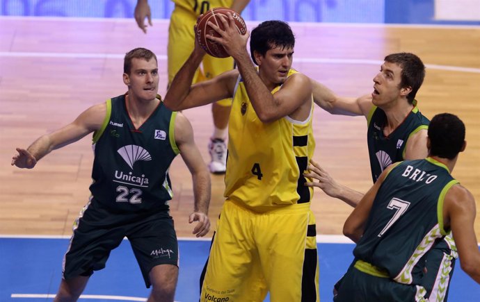 Richi Guillén  Unicaja  CB Canarias 