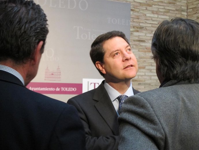 Page en rueda de prensa