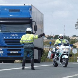 guardia civil trafico