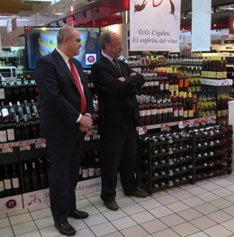 León de la Riva en la presentación de la campaña de Cigales en Carrefour