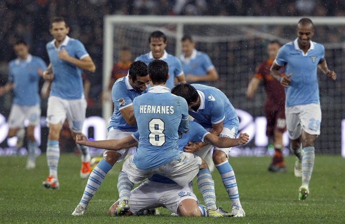 La Lazio celebra un gol ante la Roma