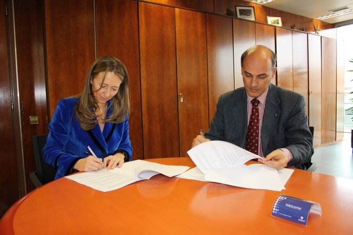 Acuerdo Zurich Seguros y Junior Achievement