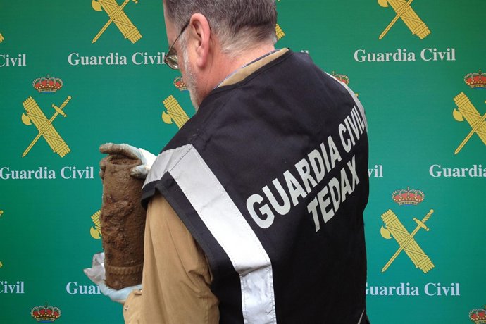 Proyectil de artillería