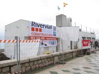 De la Torre aboga por incorporar elementos vegetales para mejorar los chiringuitos de La Malagueta