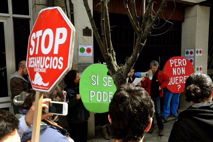 Escrache en Ourense ante la casa de Celso Delgado