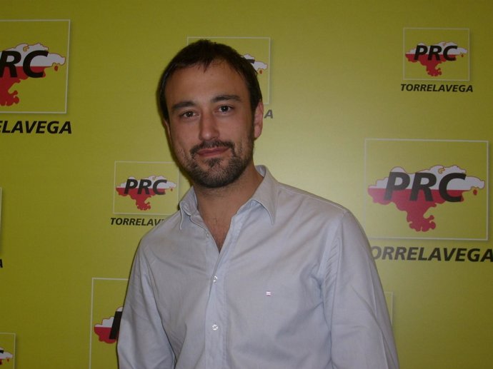 El concejal del PRC de Torrelavega, Javier López Estrada