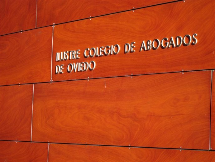 Fachada Colegio Abogados de Oviedo