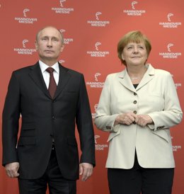 Merkel y Putin se reúnen en Alemania 