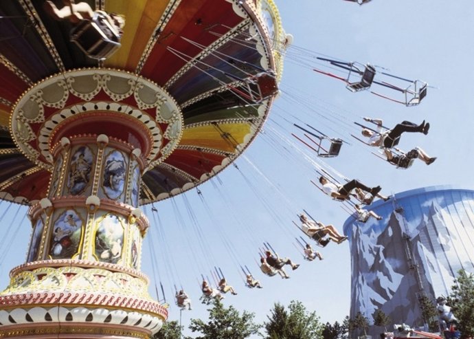 Parque de atracciones en central nuclear