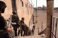 Siria traslada del Golán a la zona de Damasco a miles de soldados 