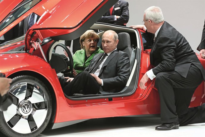 Angela Merkel, Vladimir Putin y Martin Winterkorn