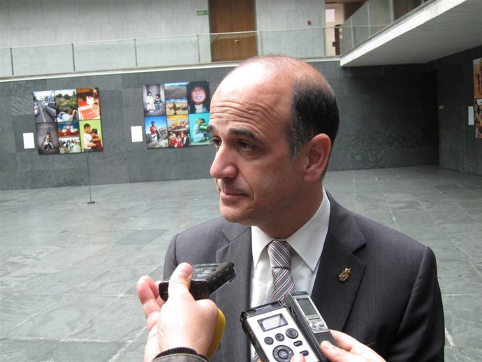 El presidente del Parlamento de Navarra, Alberto Catalán.