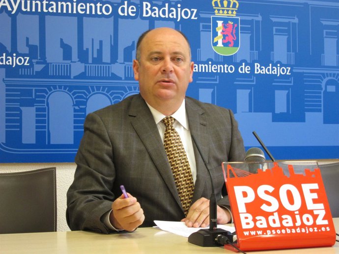Portavoz del Grupo Municipal Socialista de Badajoz, Celestino Vegas