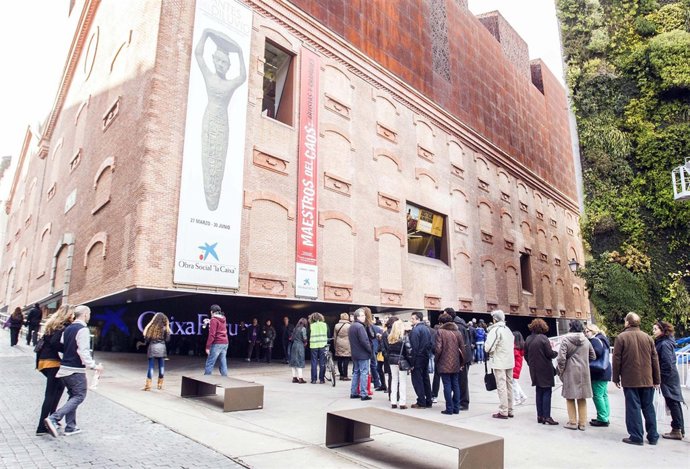 Colas en el CaixaForum