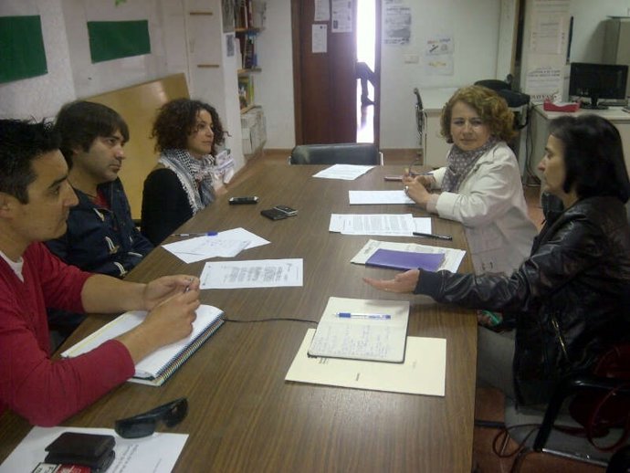 Reunión de IU con la Plataforma de Protección de Menores