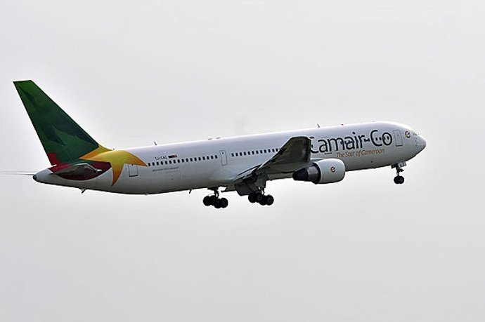 Avión de Camair-Co
