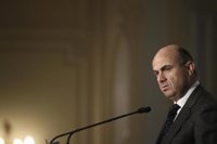 Guindos espera que la CNMV actúe de forma "rápida" respecto a Pescanova