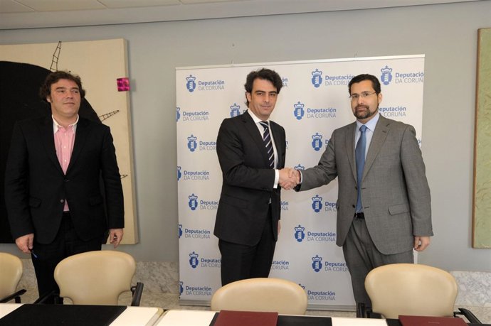 Firma del contrato para la ampliación de Alvedro              