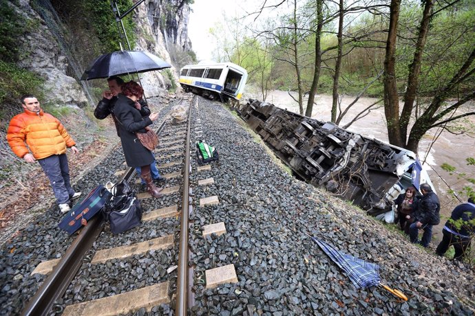 Accidente tren de Feve en Cantabria