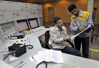 Teherán comunica a la AIEA que el terremoto no ha dañado la central nuclear de Bushehr