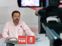 El PSOE en Extremadura iniciará una "ofensiva" de carácter "político y social" para "obligar" al "cambio" de políticas