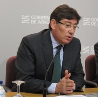 Aliaga dice que el acuerdo en GM España manda un mensaje "muy positivo" para competir por los nuevos modelos de Opel